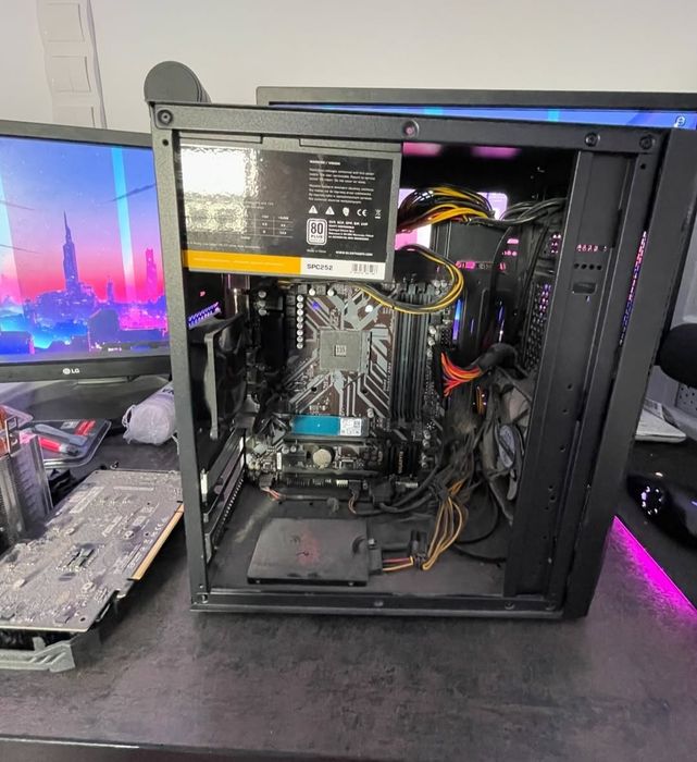 Informatyk - Naprawa komputerów - Pogotowie komputerowe - Modernizacja