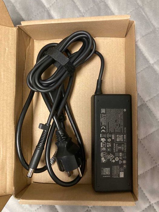 Зарядка\блок живлення\charger HP TPN-DA18 19.5V 4.62A 90W