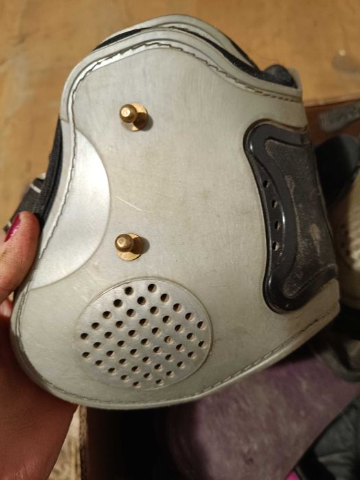 Sprzedam sprzęt jeździecki