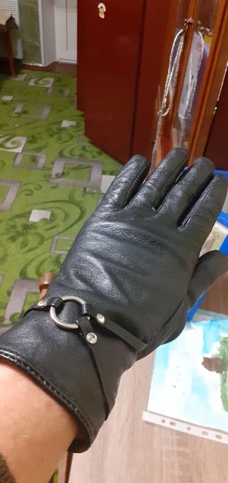 Перчатки кожанные
