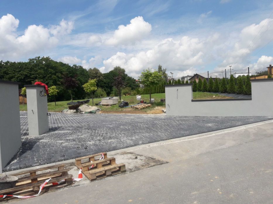 Ogrodzenia różnego typu