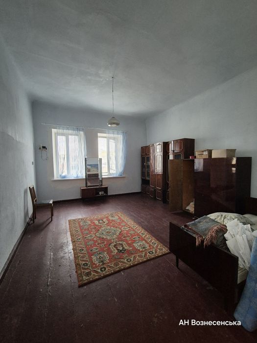 Велика квартира в центрі вільне планування