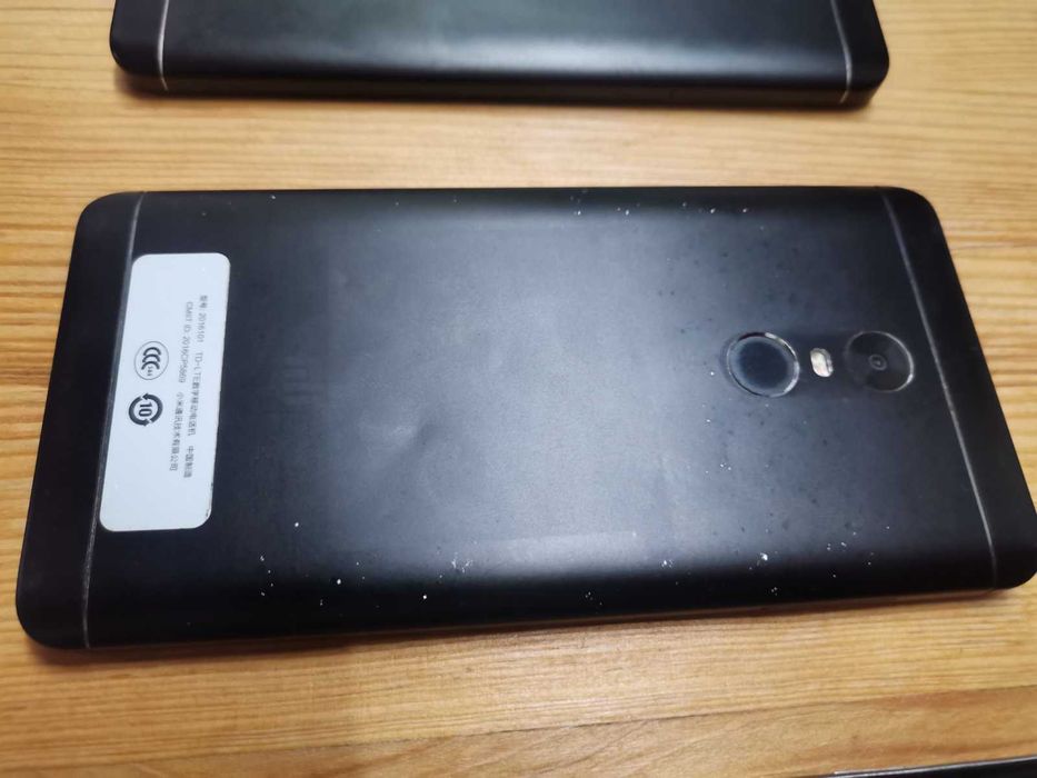 Мобільний телефон Xiaomi Redmi Note 4 3/32Gb