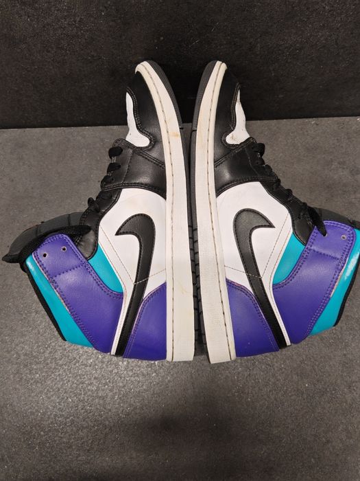 Nike Air Jordan 1 mid r. 44