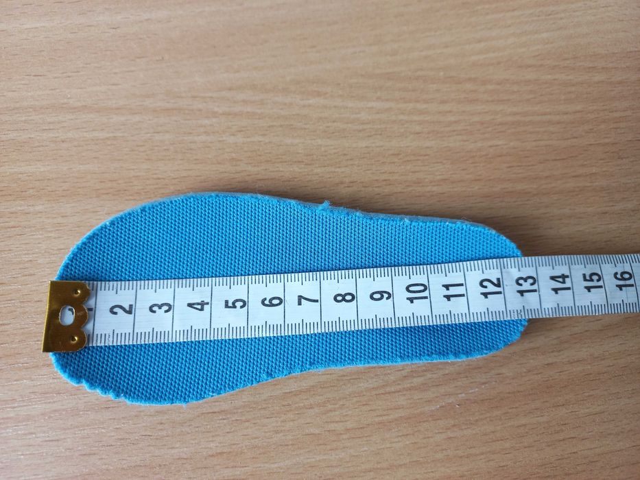 Класні кросівки Adidas 20 р. устілка 12,5 см.