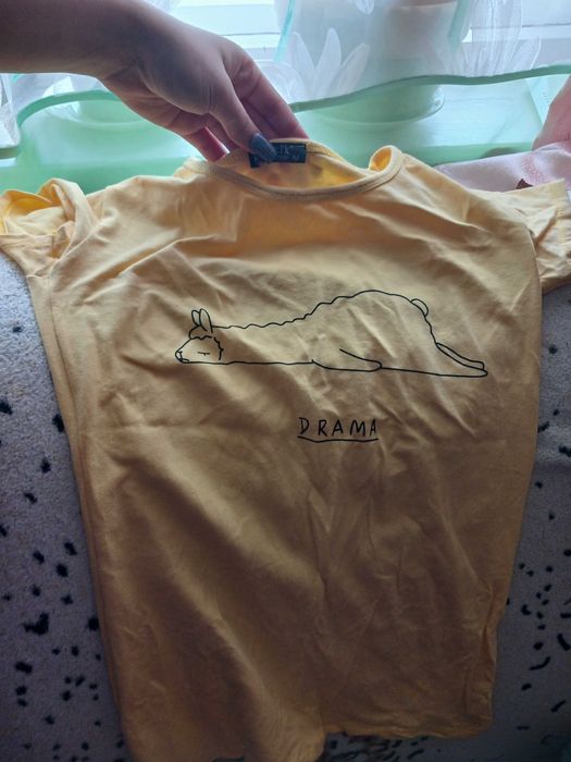 Причина продажу: перебираю гардероб