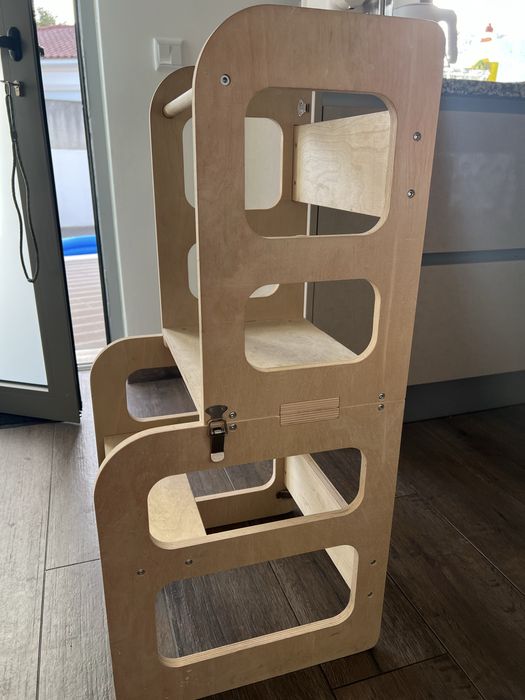 Torre de aprendizagem infantil