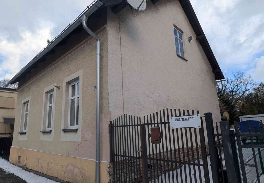 dom w centrum Czechowic-Dziedzic z ogrodem i garażem