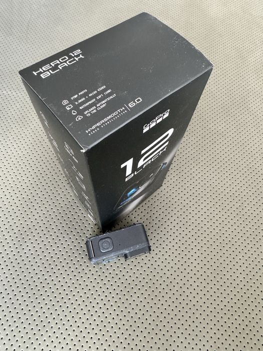 Vendo GoPro 12 Black com Bateria Enduro e Caixa Mergulho