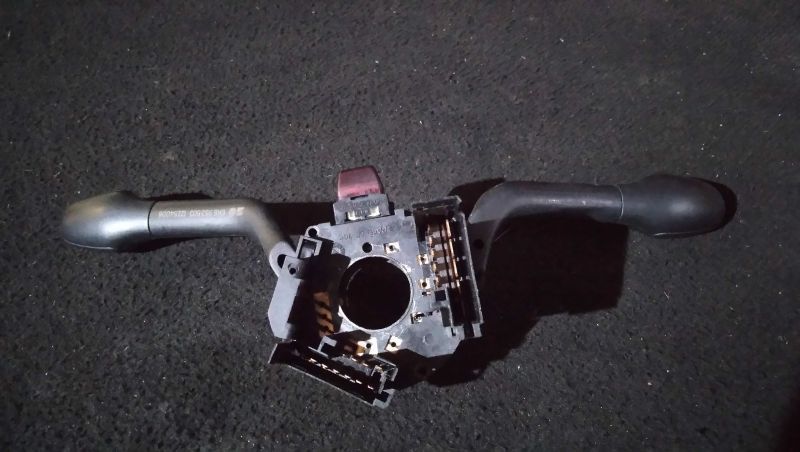 Manete Dos Piscas  Seat Ibiza Ii (6K1)