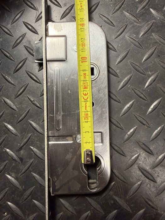 Замок Fab ( Чехія  ) + циліндр Fab 30x40