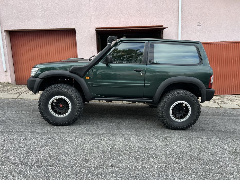 Nissan patrol gr y61