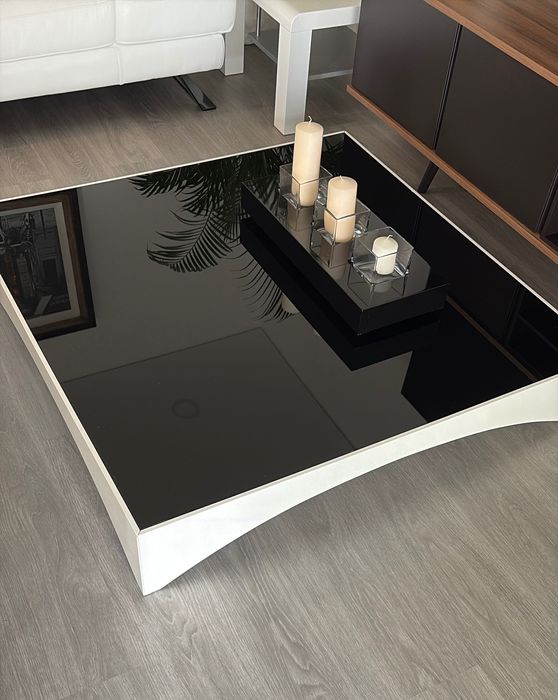 Mesa de centro Chateau d’Ax com conjunto de velas - Aveiro