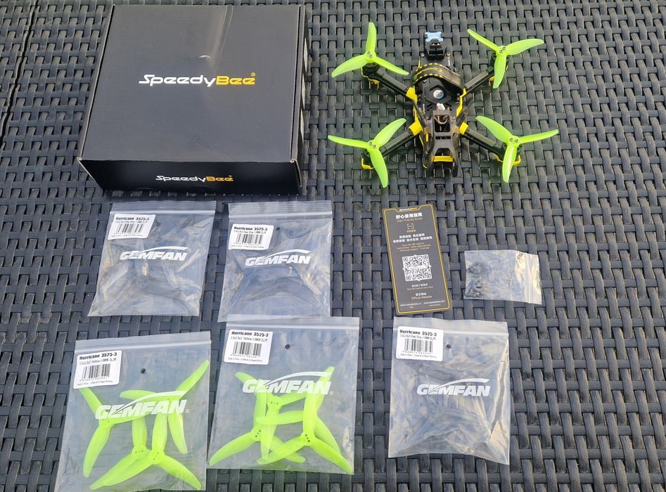 Dron FPV Speedybee Master 3x gps