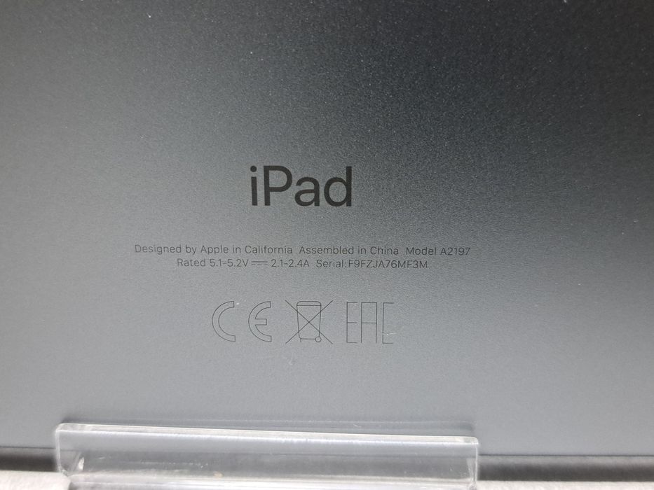 Планшет ipad 7 a2197 32GB ROM!  D981