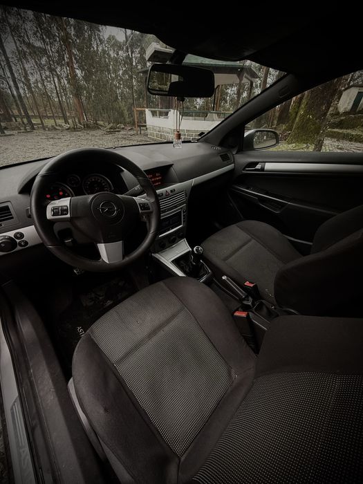 Opel Astra H GTC 1.7 125 cv - Motor ISUZU