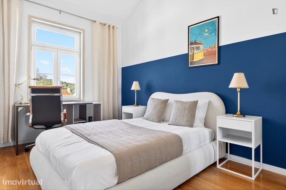 Quarto - localizado em Alcântara Lisbon