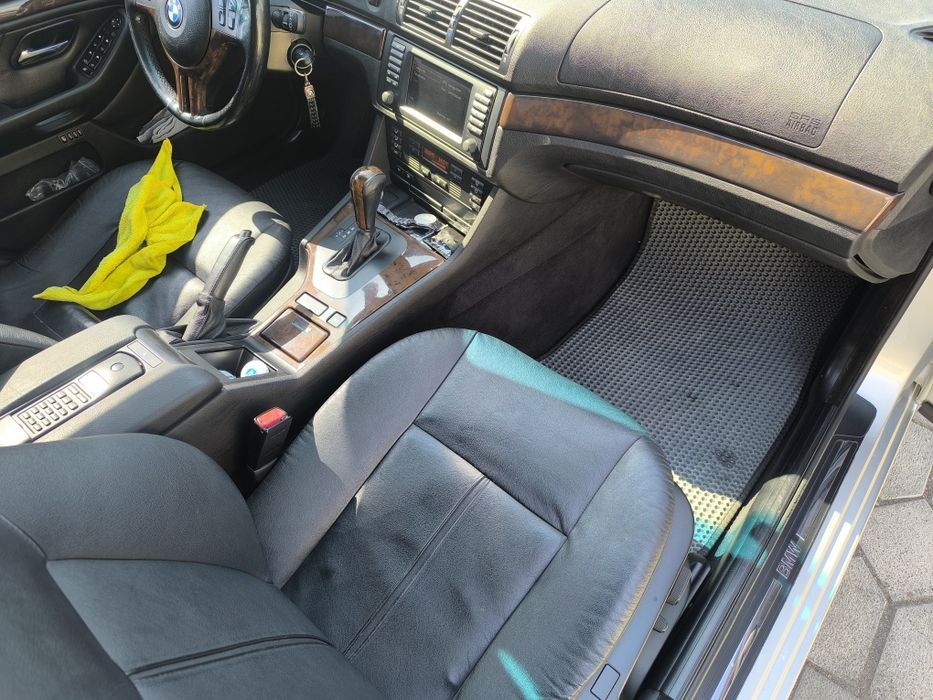 BMW E39,3л дизель автомат 2003