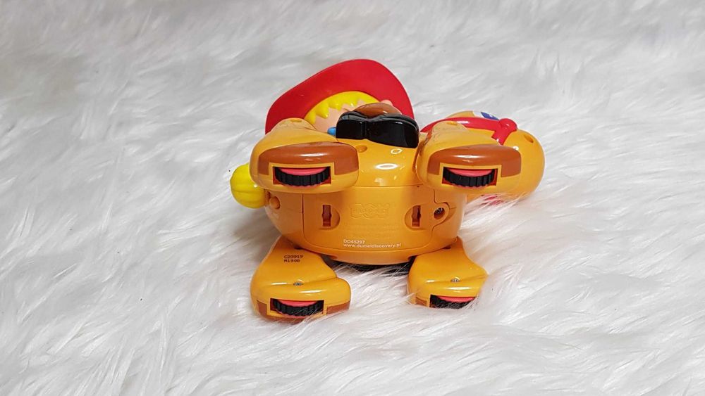 Dumel Discovery galopujący kowboj na koniu zabawka z dźwiękiem muzyką