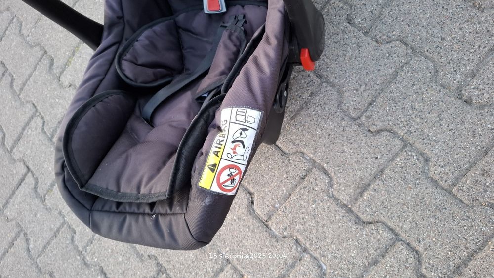Fotelik nosidełko z Holandi