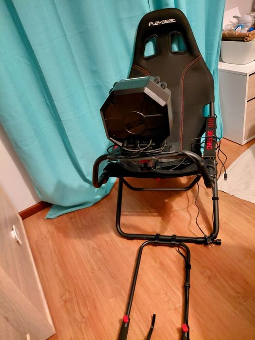 Volante Thrustmaster PS4 e PC