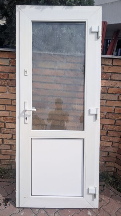 KR HAUS drzwi zewnętrzne 90x215 pcv ciepłe wejściowe używane okna drzwi POZNAŃ