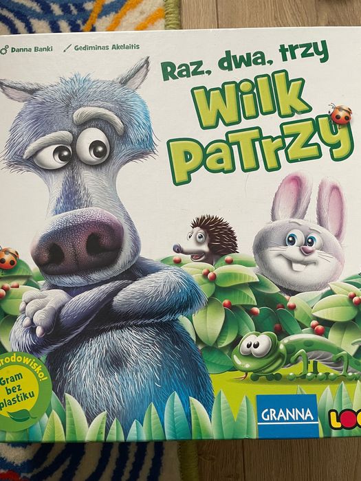 Raz dwa trzy wilk patrzy