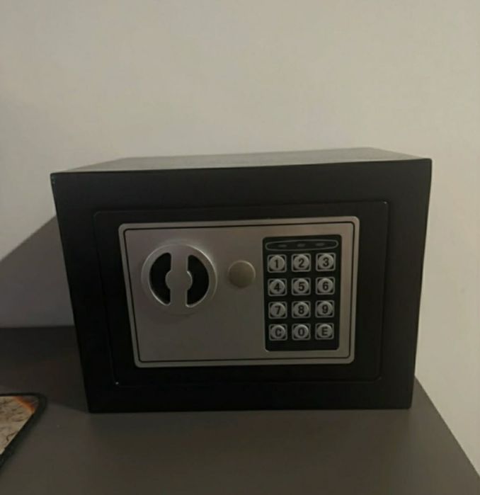 Sejf Elektroniczny Sejf na Kod + Klucze Sejf Ścienny Domowy na Pieniąd