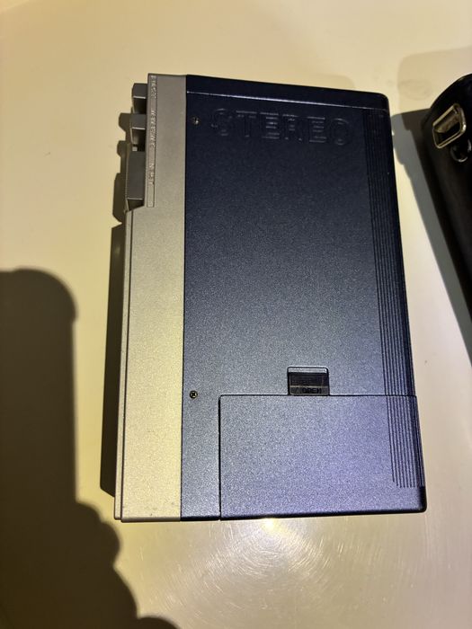 Sony TPS-L2 Walkman