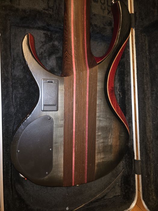 Gitara basowa ibanez btb 1906