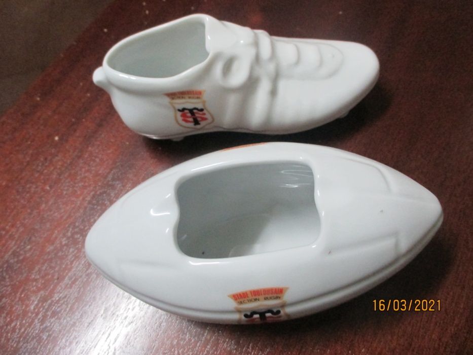 3 pequenas peças de porcelana francesa
