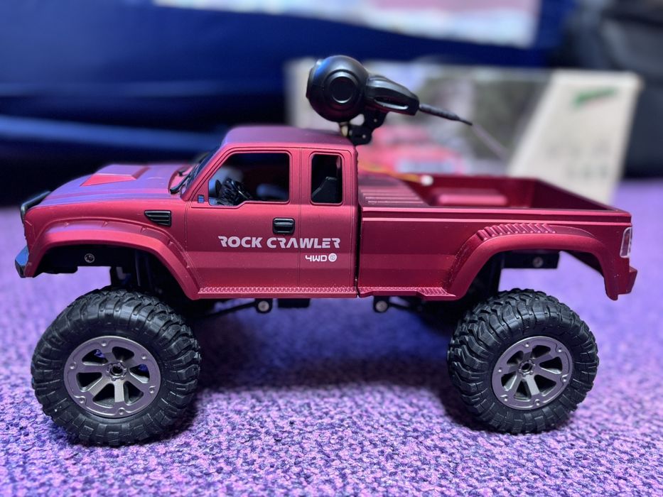 Радіокерована машинка ZIPP Toys  4x4