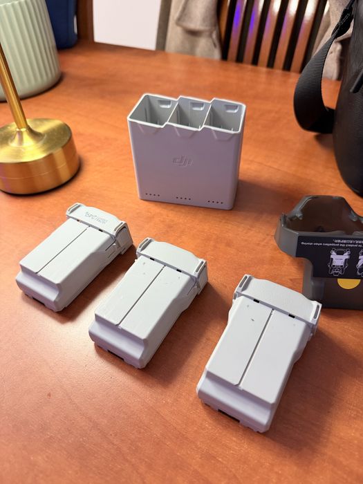 DJI Mini 4 Pro + RC II (Display) | Como Novo | DJI Care