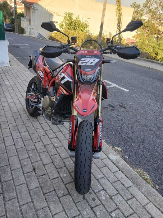 Ducati Hypermotard 698 Mono