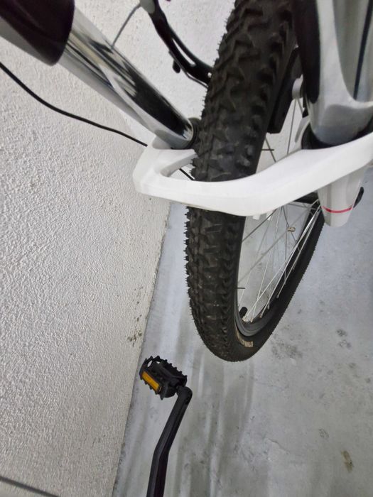 Vendo bicicleta BTT ROCKRIDER em estado novo