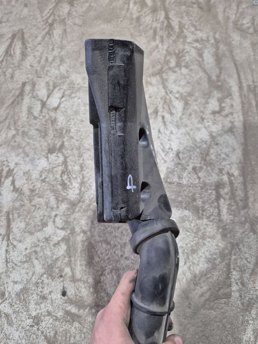 Prawy Dolot Powietrza Triumph Trophy 1200 H1597