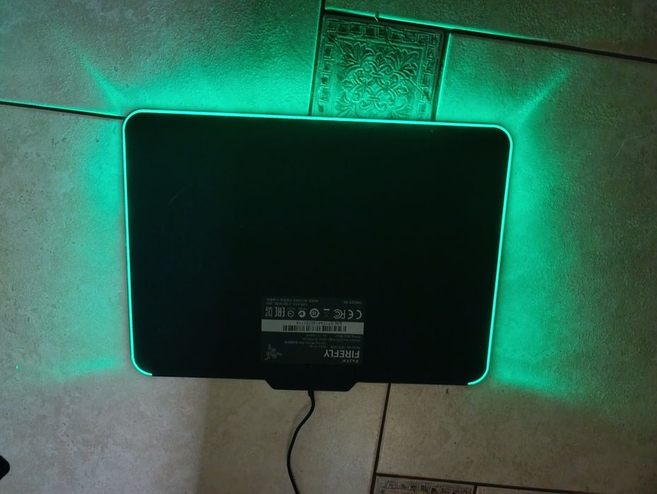 Коврик для мыши RAZER Firefly