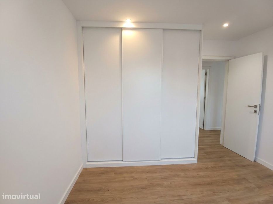 RESERVADA- Moradia T3 com jardim e acessibilidade