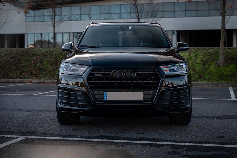 Audi Q7 3.0 TDI quattro S-line Tiptronic 7L