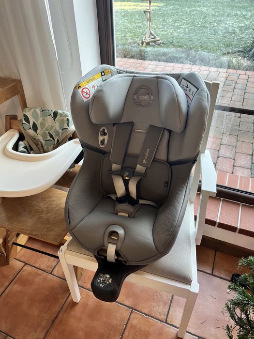 Fotelik samochodowy obrotowy Cybex