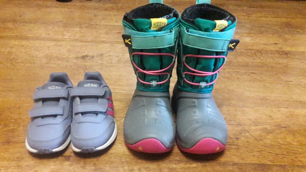Супер теплые  и легкие сапожки KEEN waterproof для девочки