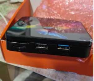 Продам андроїд приставку X96MAX 2/16Gb