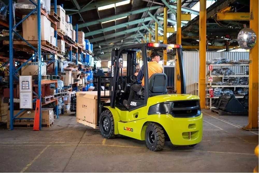 CLARK L30D НОВИЙ Дизельний навантажувач, погрузчик, кара