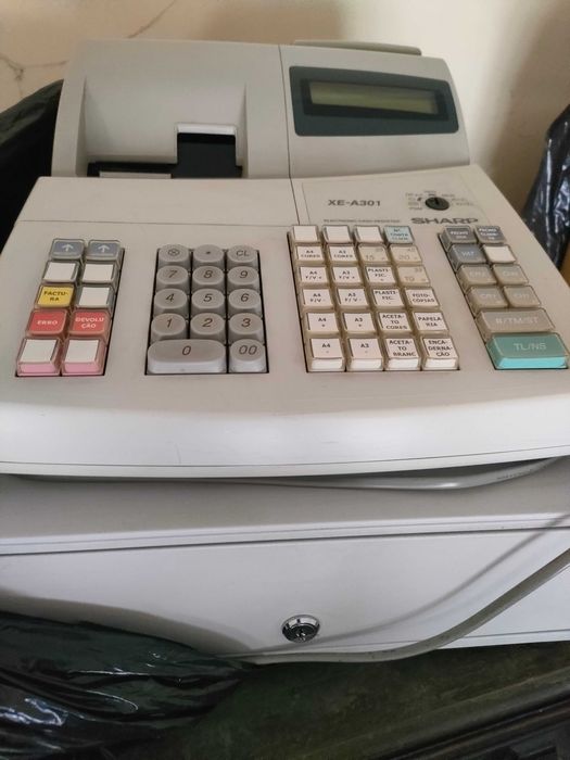 Relíquia Registadora Sharp XE-A301