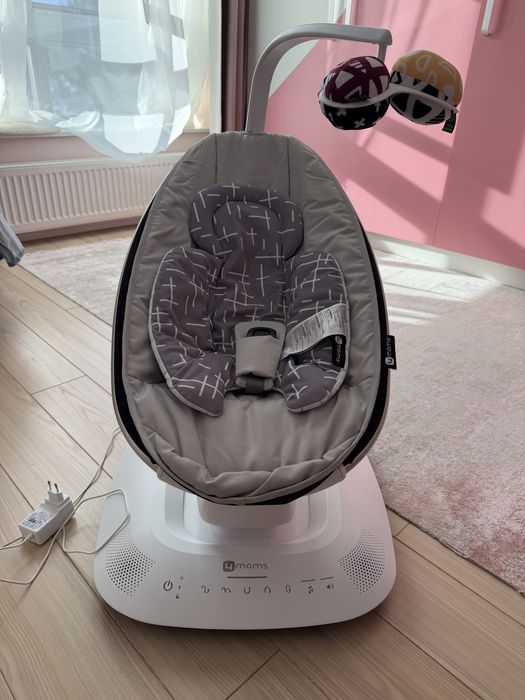 Крісло-гойдалка 4moms MamaRoo 5.0