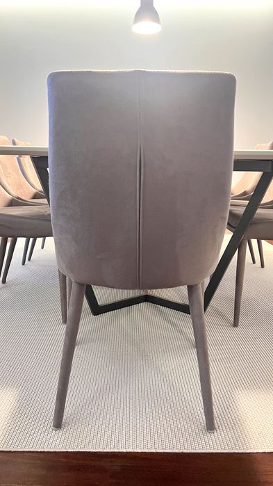 Mesa de Jantar com 8 Cadeiras