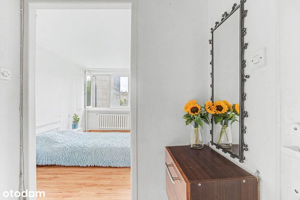 Warszawa, Śródmieście | 27,71 m²  | winda | KW |