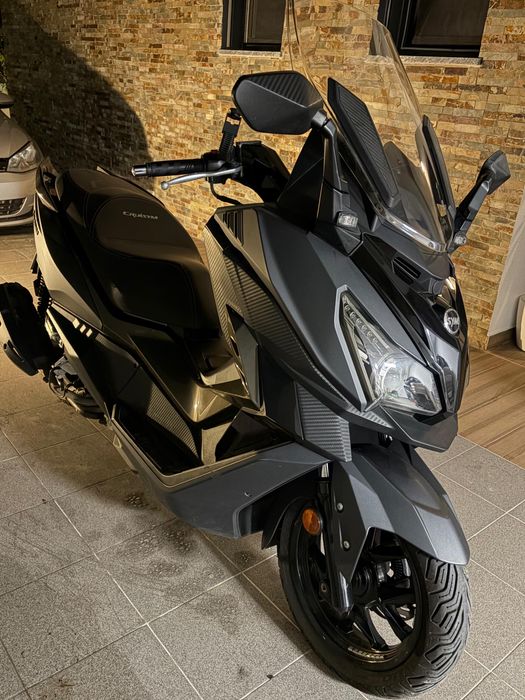 Maxi Scooter Cruisym 125