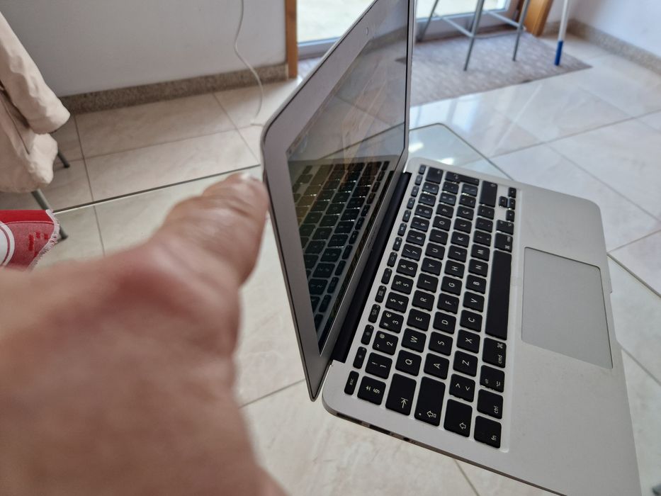 Macbook  Air A1465  core i5