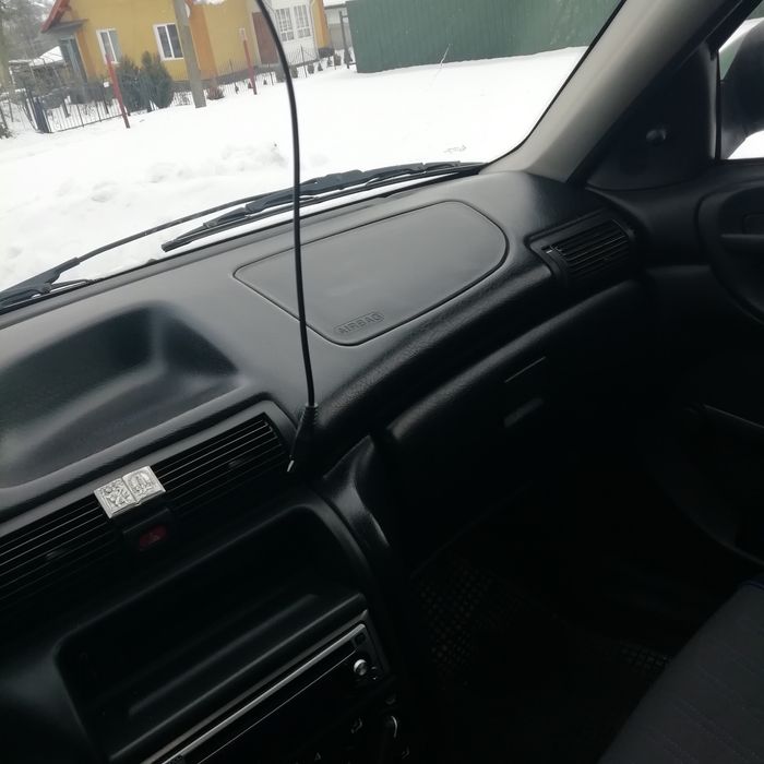 Продам опель астру 1997 р. В 1.8бензин на ходу зимова гума